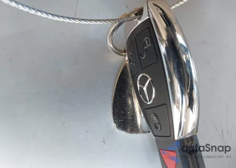 2018 Mercedes-Benz Glc 300 из США, поврежденный, VIN WDC0G4JB1JV105258